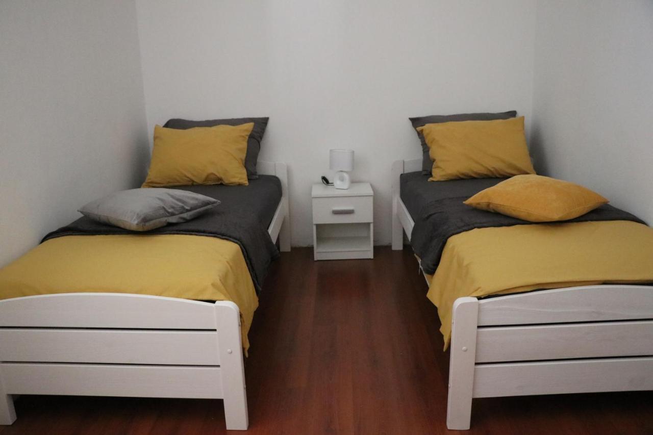 Nona Lili apartment Izola Esterno foto