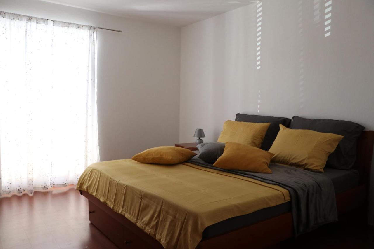 Nona Lili apartment Izola Esterno foto