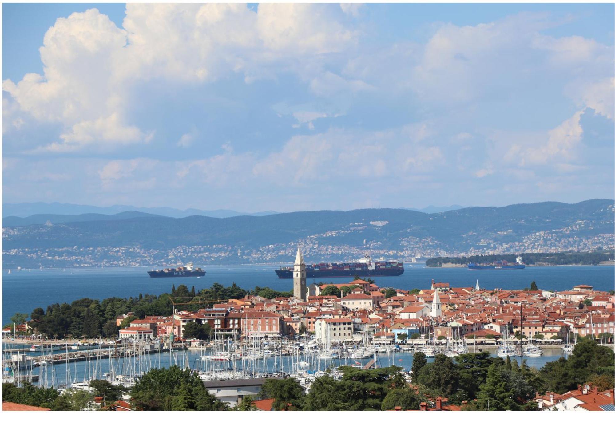 Nona Lili apartment Izola Esterno foto